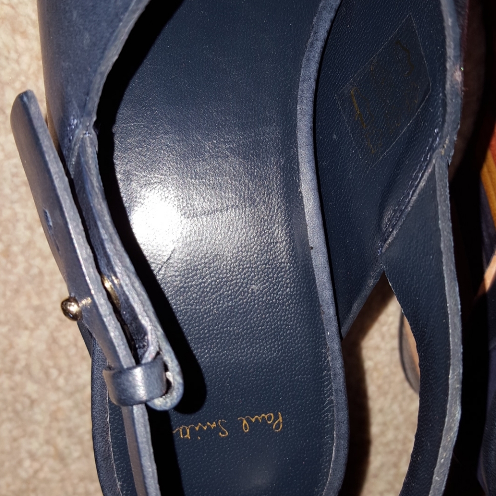 Sandles